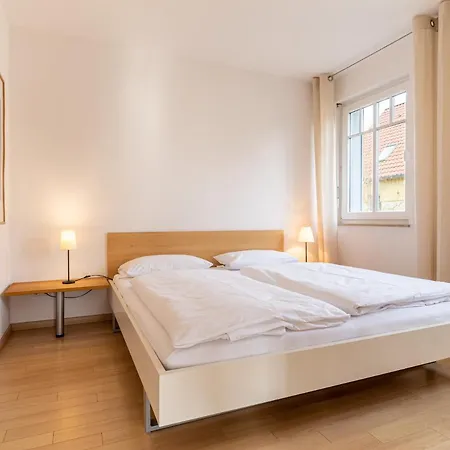 Daire Gruene Strasse G4 *